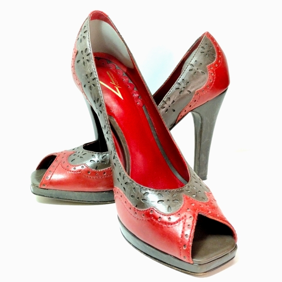 Vince Camuto Shoes - Vince Camuto Red & Brown Wingtip Open Toe Heels l Size 7 l Lace Pattern